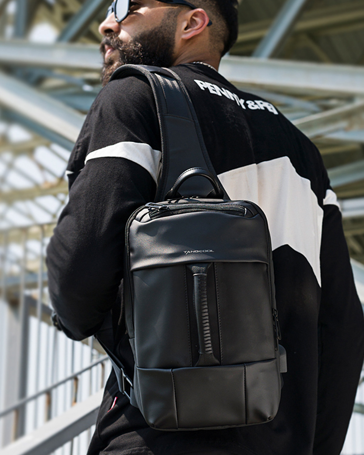 TANGCOOL Tang Cool Cow Men's Chest Bag Fashion Casual Outdoor Mountaineering Bag Simple Travel One Shoulder Messenger Backpack