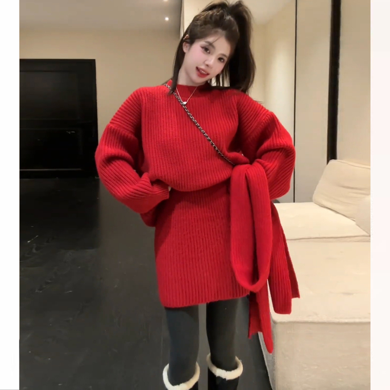 Red Lazy Style Winter Outfit Set for Women 2025, Very Beautiful and High-End Knitted Sweater and Skirt Two-Piece Set