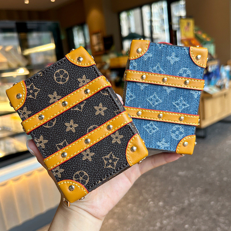 Mini Old-Fashioned Suitcase Coin Purse Earphone Bag Keychain Creative Cute Bag Pendant Car Key Bag