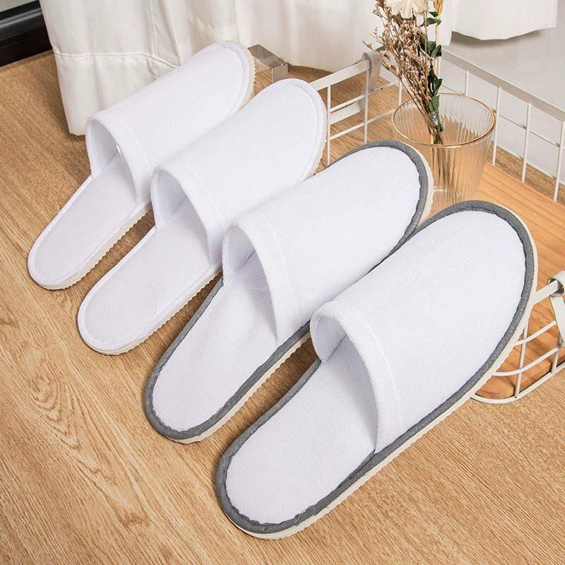 Disposable Slippers for Entertaining Guests, Specially Designed for Five-Star Hotels, Home Use, Beauty Salons, Thickened, Non-Slip, Travel-Friendly and Portable Disposable Slippers for Entertaining Guests, Specially Designed for Five-Star Hotels, Home Use, Beauty Salons, Thickened, Non-Slip, Travel-Friendly and Portable