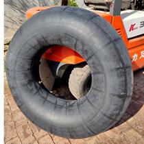 14 90-16 Inner tire shovel inside the car