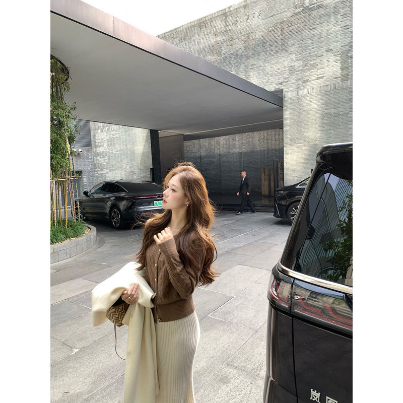 Xu Xuran Madeleine【Cappuccino】Lazy Style 100% Pure Wool Cable Knit Cardigan Jacket