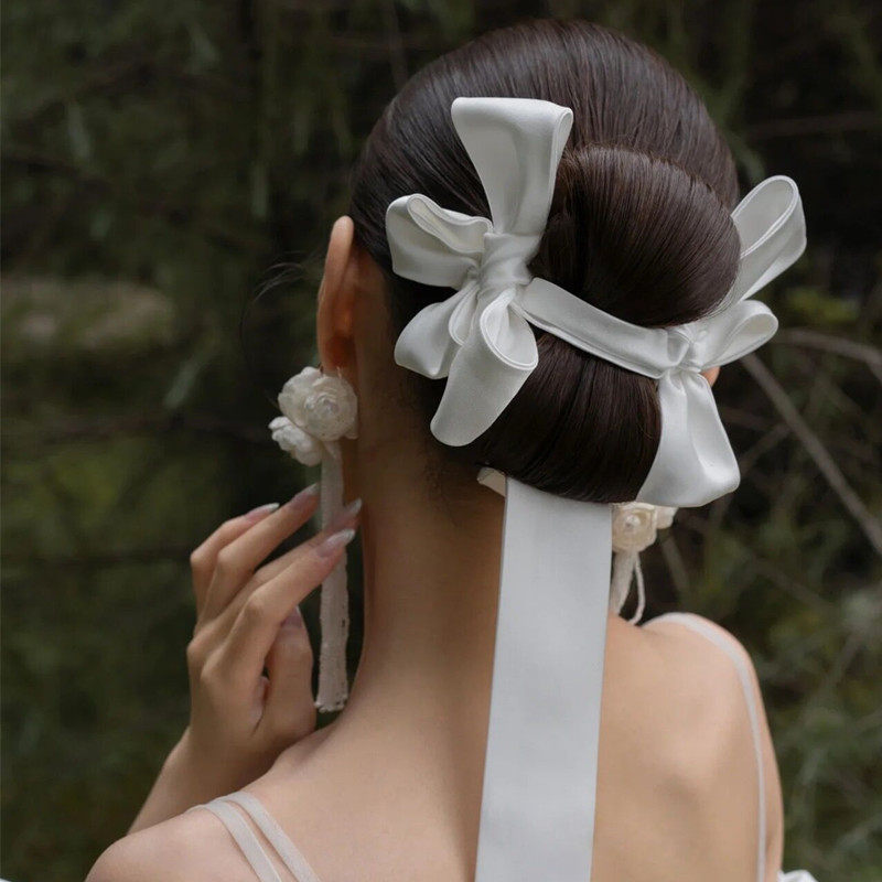 Temperament Brief Elegance Sweet and Less-age Butterfly knot headwear silk with bride wedding hair accessories Makeup Styling Accessories