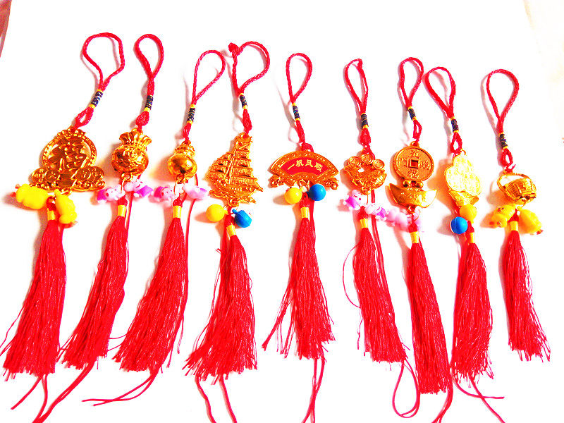 Handmade birthday round money lock material accessories Golden plastic festive gold-plated pendant Plant bamboo and wood accessories