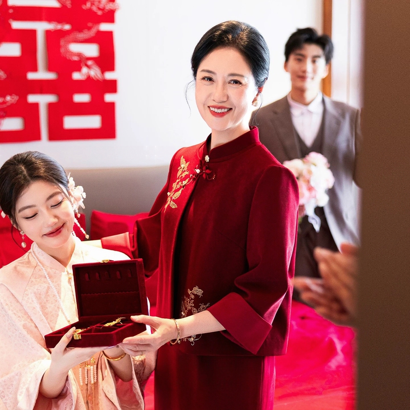 Elegant Retro-Style Two-Piece Wedding Outfit for the Mother-In-Law, 2026 New Model, New Chinese Style, Noble and Elegant Skirt Set for the Mother-In-Law, Festive Elegant Retro-Style Two-Piece Wedding Outfit for the Mother-In-Law, 2026 New Model, New Chinese Style, Noble and Elegant Skirt Set for the Mother-In-Law, Festive