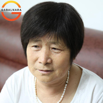 Middle-aged wig Hand-woven mom gray real hair wig Short hair female oblique bangs Grandma whole top straight hair