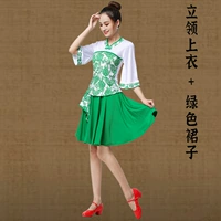 Стоящий воротник белая одежда+зеленая юбка