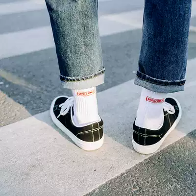 Lu Xiaohu pure cotton tide socks is not just a pair of socks why it has a hundred good?