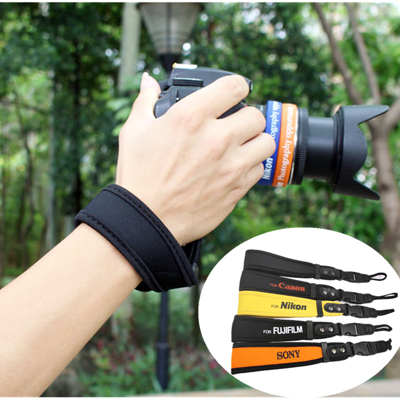  wrist with canon  rope fuji micro single  hand rope nikon slr shoulder strap sony micro single wrist strap