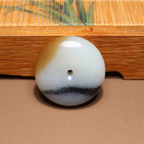 I was stunned by the rare Xinjiang dialect Hetian jade and the final artistic conception. Loulan three-color sugar-candy safety buckle pendant N3