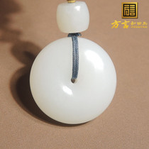 I lost money in dialect Hetian jade Russian old pit material warm and delicate mutton fat white jade safety buckle pendant pendant h7
