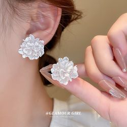 여성용 숲 슈퍼 요정 치 가석 꽃 귀걸이 틈새 디자인 장미 귀걸이 일본어 및 한국 패션 신선한 귀걸이