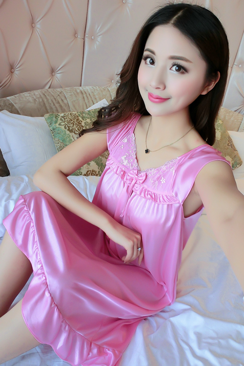 Nightdress nữ mùa hè băng lụa sling sexy kích thước lớn chất béo mm dài chiffon lỏng 200 £ dễ thương mùa hè đồ ngủ