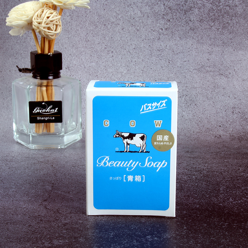 Japan imports COW cow's cow's milk stone base milk bath soap finish with clean and moisturizing soap 3 blocks