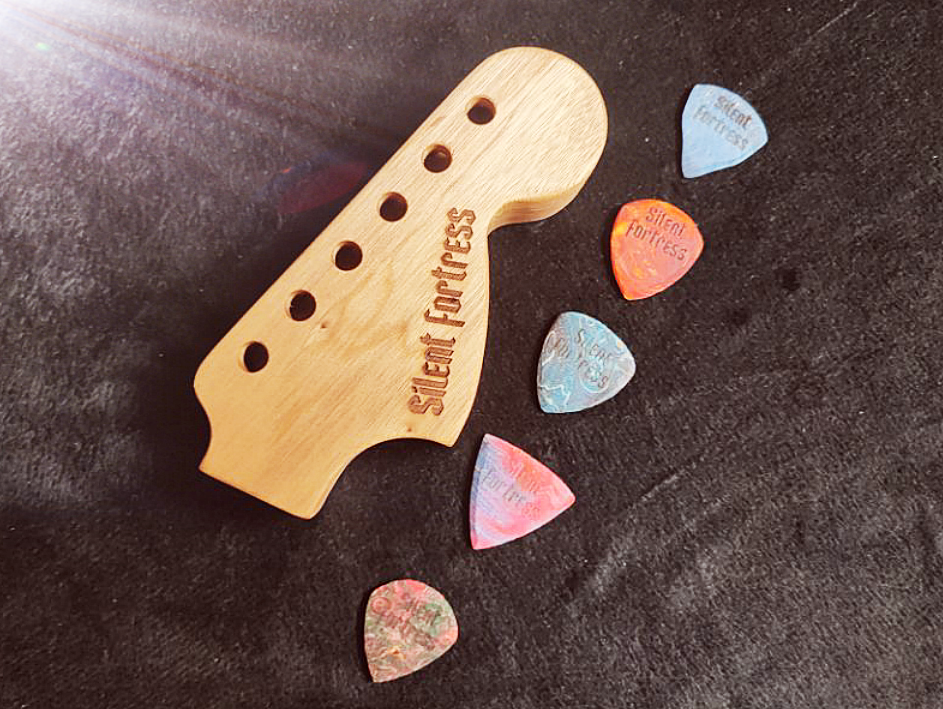 Beauty and production Silent fortress high-end handmade guitar bass dialed sheet sending sheet box