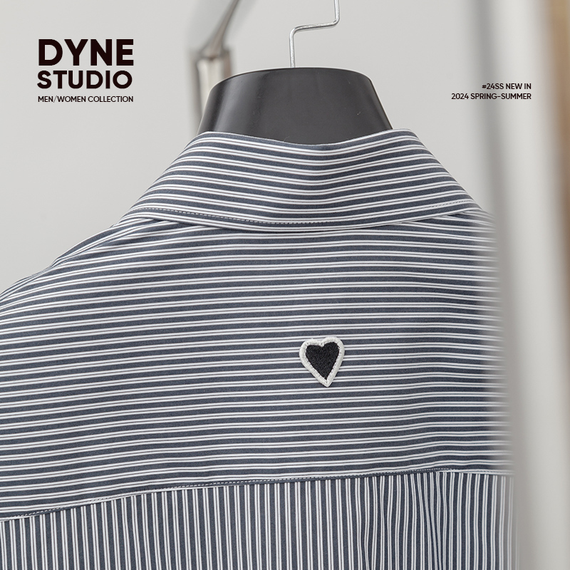 Dyne Studio Black and White Sunrise Stripe Back Heart Embroidery Loose Long-Sleeve Striped Shirt 8824