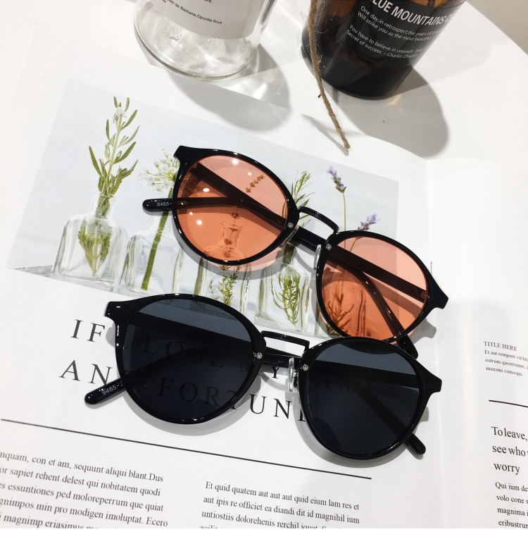 Harajuku cổ điển retro hộp nhỏ kính râm nữ hipster cá tính in cổng gió mặt tròn kính râm hoang dã nam kính porsche