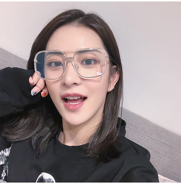 [Wang Liuwen] 2017 kính mát hình nón gió khung kính mát mô hình kính mát nữ