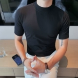 Бархатная демисезонная футболка, однотонная базовая трендовая утепленный лонгслив, высокий воротник, изысканный стиль, облегающий крой, короткий рукав