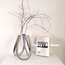 Modern light and luxurious metal tube florist plated silver vase Living room TV cabinet Decorative Like Inter-plate Guan Guan Pendulum