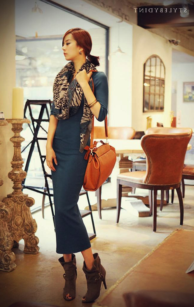 Korean women's new autumn and winter long-sleeved long knitted long skirt Slim base skirt NSYF1078