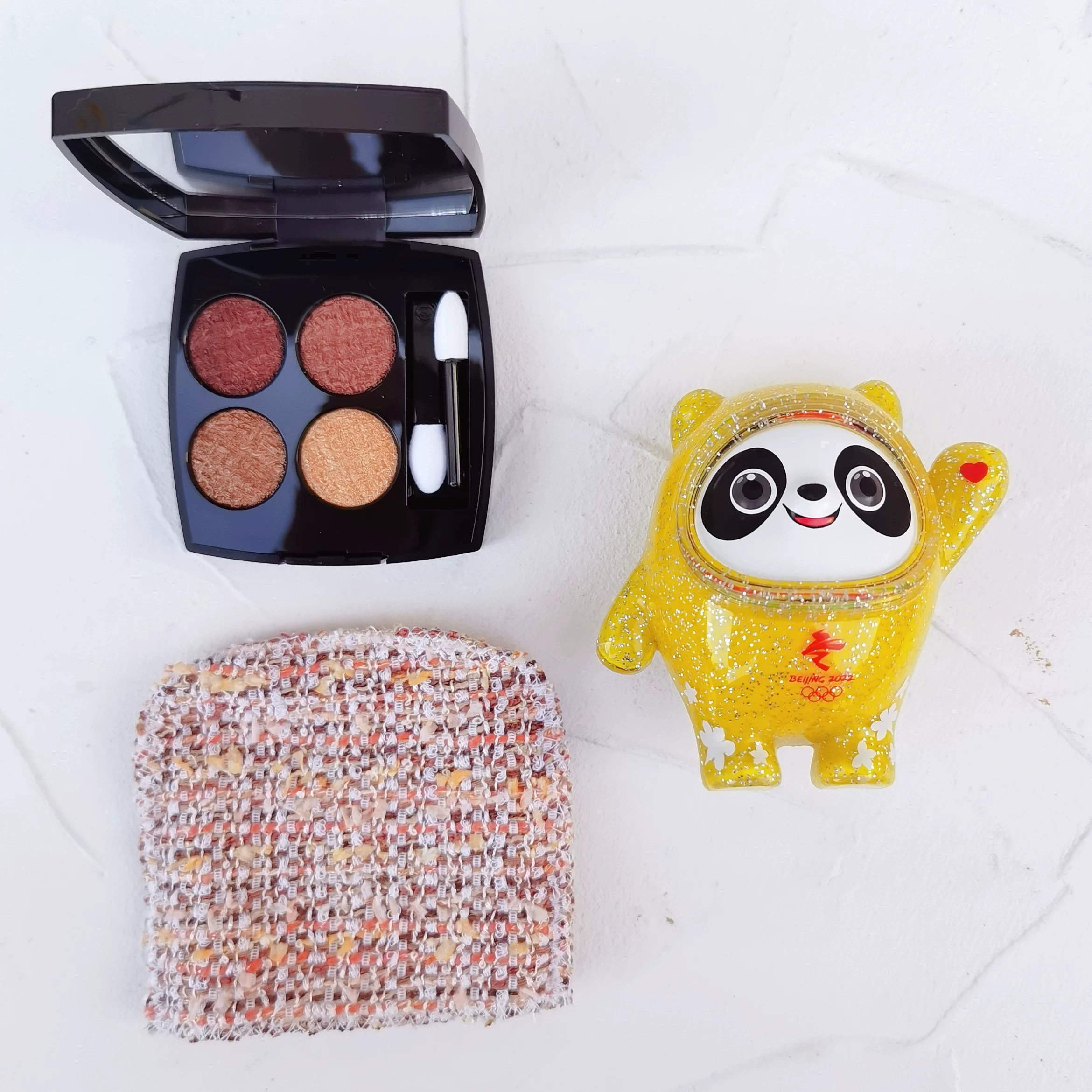 Chanel, тканевая тени для век, Франция, четыре цвета