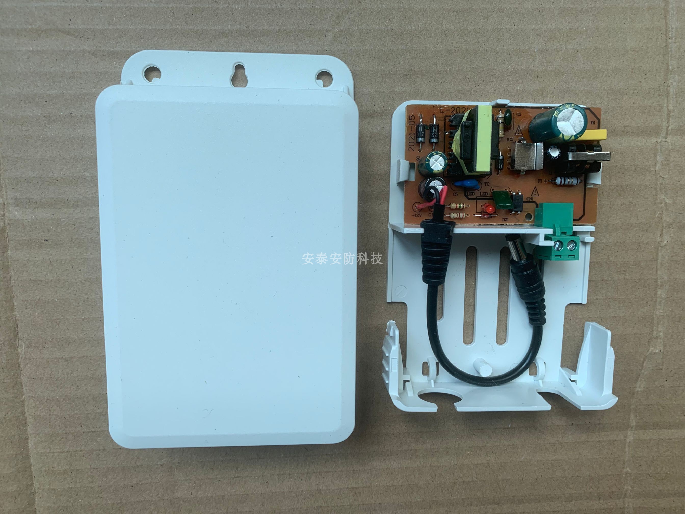 12v3A monitoring power supply IC monitoring power supply outdoor waterproof switching power supply 12V2A monitoring power supply