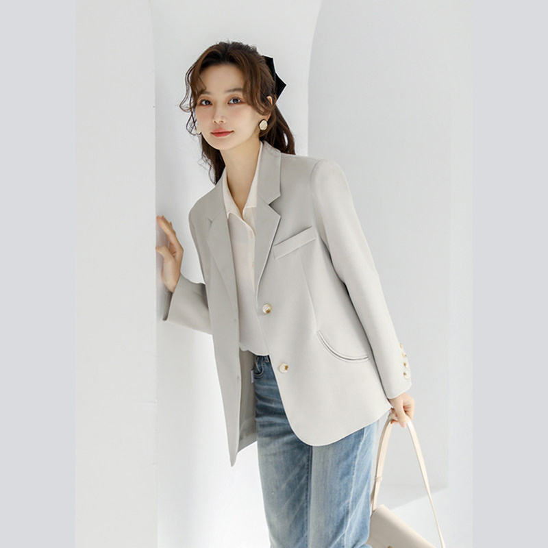 Casual Blazer for Women 2026 New Early Spring Exquisite and Elegant Socialite High-End Style Super Popular Petite Suit Thin