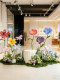 Artificial Flower Atmosphere Arrangement for Clothing Store Window Displays, Club Large Scene Decoration, Floor-Standing Floral Art Landscaping, and Beautiful Scenery Setup