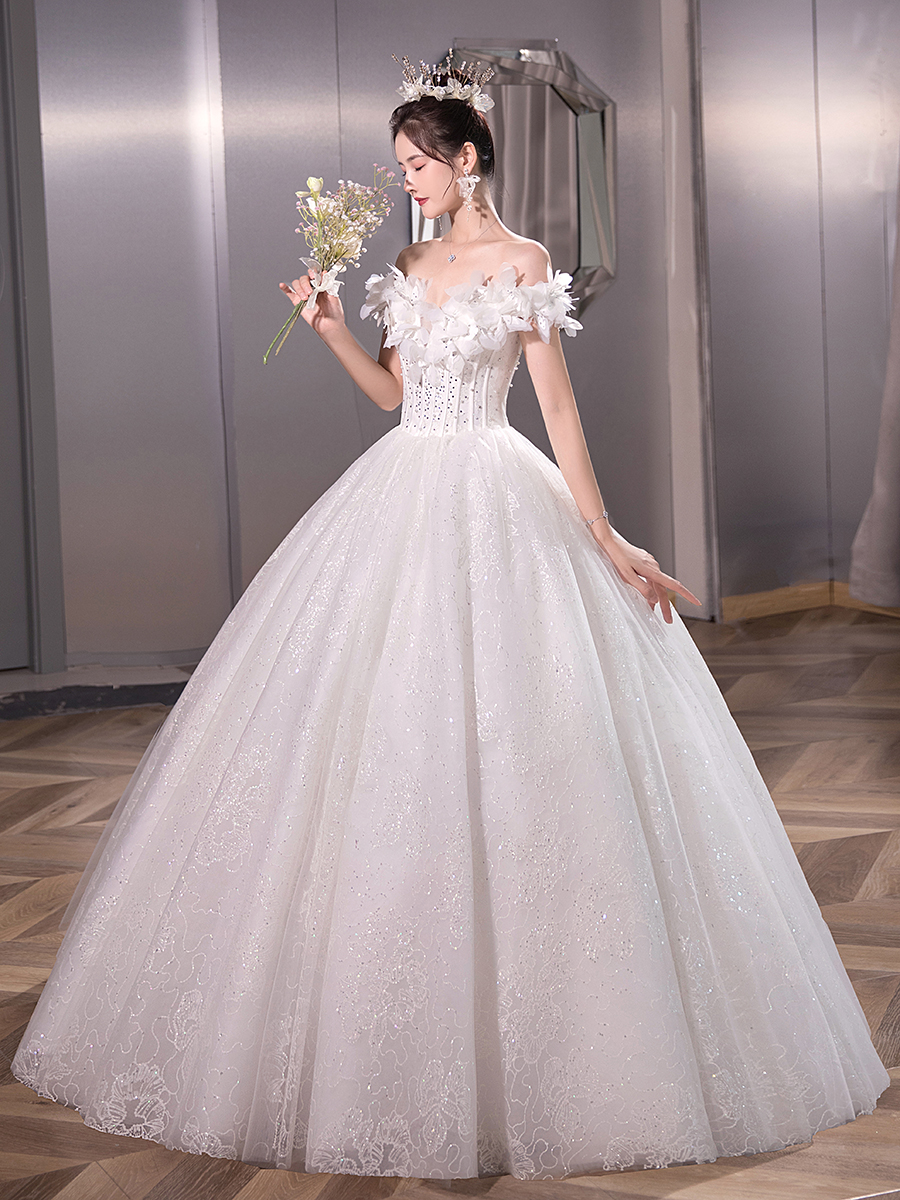 One -character wedding dress 2023 new bride's main yarn high -end texture autumn and winter French thin temperament shiny One -character wedding dress 2023 new bride's main yarn high -end texture autumn and winter French thin temperament shiny