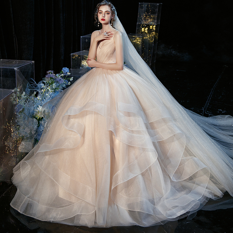 Light Wedding Dress 2024 New Qi Di temperament Bride Mori Mori Dream Phantom Piletic Trippical Triplet V -neck Champagne color Light Wedding Dress 2024 New Qi Di temperament Bride Mori Mori Dream Phantom Piletic Trippical Triplet V -neck Champagne color