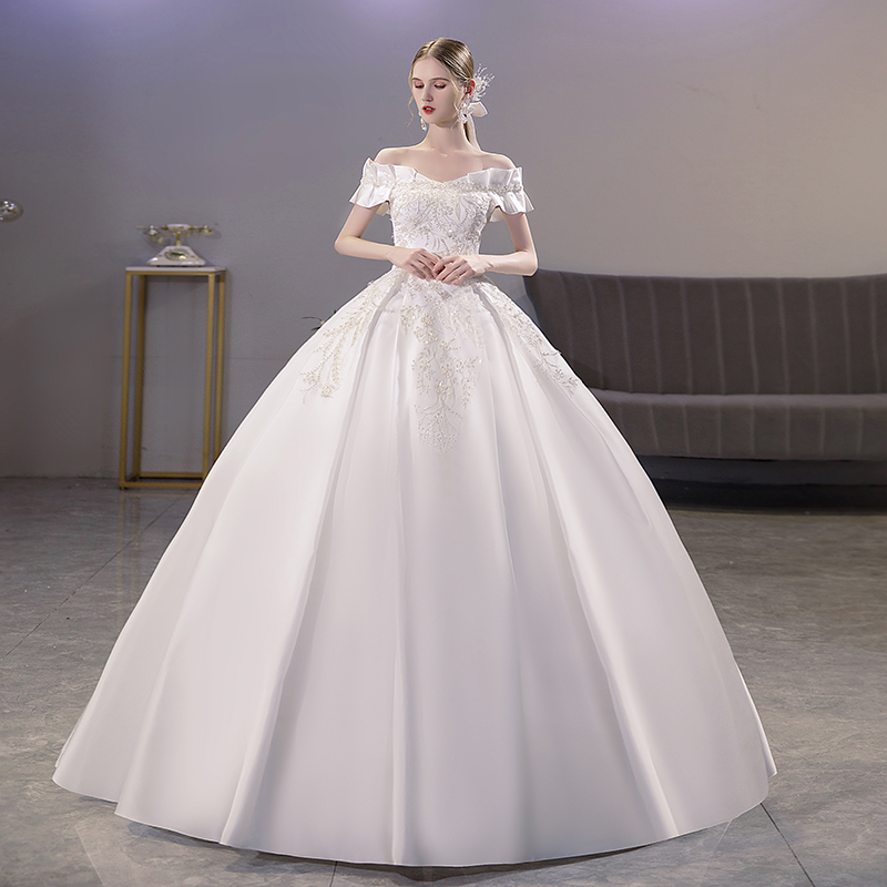 Saton -shaped shoulder wedding main yarn 2024 new bride high -level texture simple, superb, lying temperament is thin and thin Saton -shaped shoulder wedding main yarn 2024 new bride high -level texture simple, superb, lying temperament is thin and thin