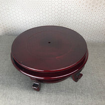 The base of the ceramic fish tank