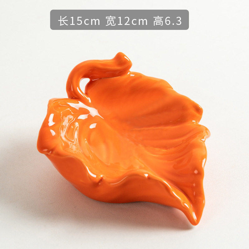 选择家用沥水肥皂托时，有哪些关键因素要考虑？