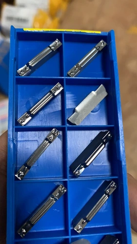 Алюминиевый тонкий шлифование двойная головка/круглая головка с ЧПУ.