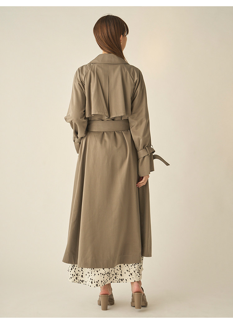 Snidel 经典时尚光泽面系带 女式斗篷风衣外套 SWFC224056 ￥559.01 天猫￥1910