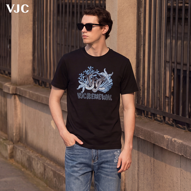 Vjc/Weijiesi 2026 Summer New Men's Light Luxury Fashion Rhinestone Heavy-Duty Printed Top Trendy Short-Sleeve T-Shirt Vjc/Weijiesi 2026 Summer New Men's Light Luxury Fashion Rhinestone Heavy-Duty Printed Top Trendy Short-Sleeve T-Shirt