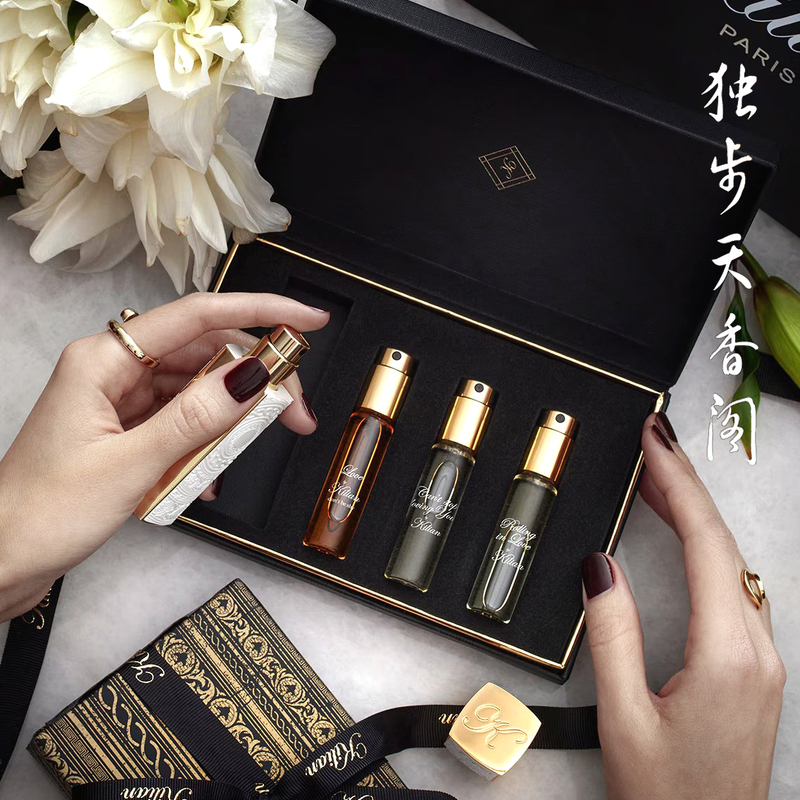Kilian Travel Size 7.5ml Set Bamboo Forest Moonlight in Paradise Blue Moon Light Kiss of Rose Case