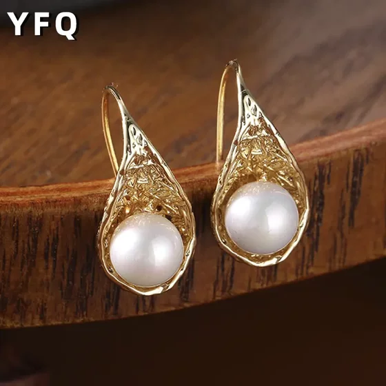 Mermaid Ji Clearance Hot Product 50% 할인 중공 도금 18K 골드 이어링 틈새 여성을위한 고급 귀걸이