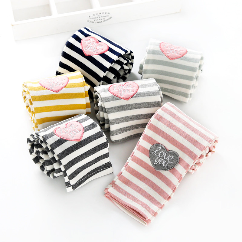 Spring new girls ' inner pants Female baby striped love pants Casual children's inner pants Children's children's pants