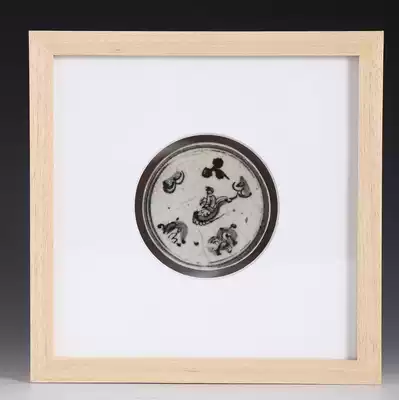 Ming and Qing Dynasty porcelain Ming Dynasty blue and white honeysuckle porcelain decoration Decorative painting Family hanging painting Art antiques