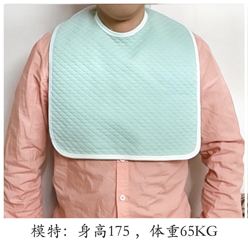 The old man drooled with a water towel bib cotton pure old man with a flowing Bu Ha Lazi feed rice triangle scarf adult summer thin lying down