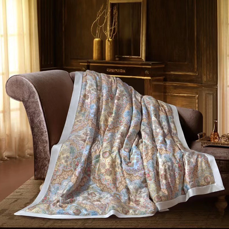 Foreign trade tribute satin double-sided pure tencel air-conditioning quilt high-end counter American summer cool quilt thin summer quilt machine washable