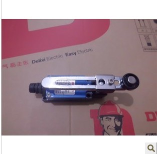 (Jiangyin price butcher) authorized first-level agent Delixi LXJM1-8108 limit switch limit switch