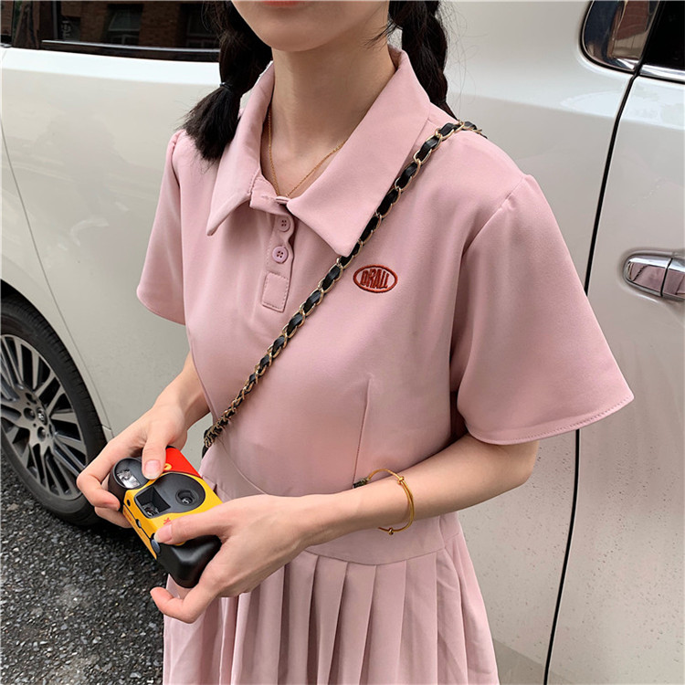 VK旗艦店 韓系polo領刺繡百褶學院風短袖洋裝