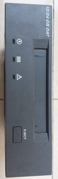 COMPAQ 12 24GB DAT SCSI Drive 122873-004 103548-004 Physical Map 