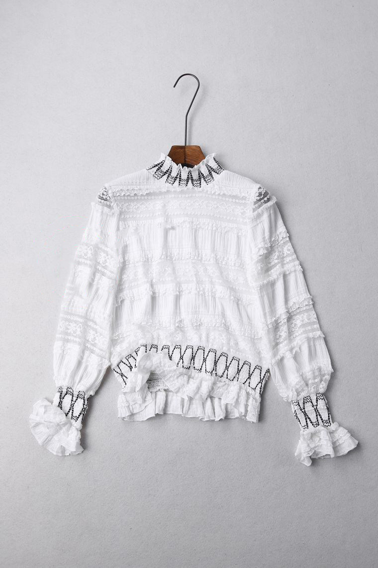 E70 graver home spring new fried chicken meaty retro Grace small stand long sleeves lace sweatshirt