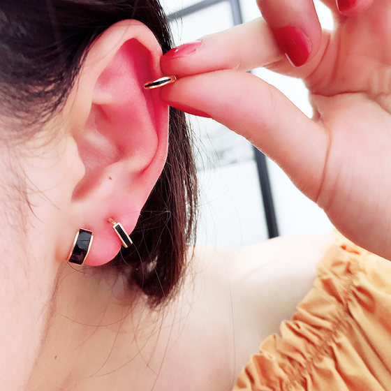 Korean popular 10K14K gold earrings, black earrings, versatile, cool, trendy, simple, unisex