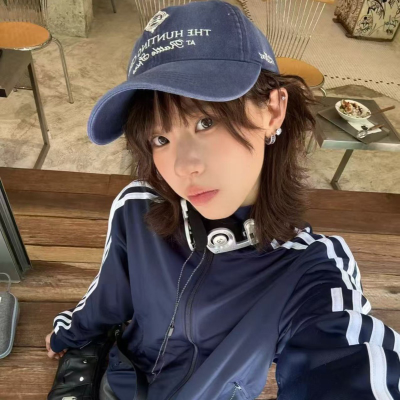 90% off Special Zone丨Brand Discounts丨Zhang Yuanying's Same Style 2026 Autumn New Three-Stripe Jacket for Men and Women