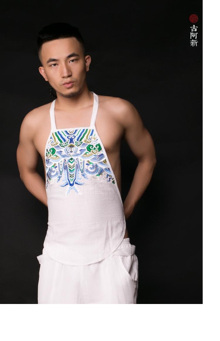 [古 阿 新] Tre gai gai lụa tấm khóa thanh lịch phong cách Trung Quốc mùa thu và mùa đông chia chéo thủy triều ban đầu kích thước lớn quần short quần jean đen nam